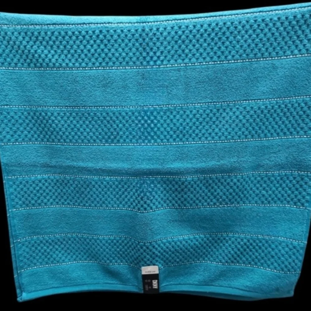 9pc DKNY White Textured Blue Dot Pin Stripe Bath Hand Washcloth Towel Set New